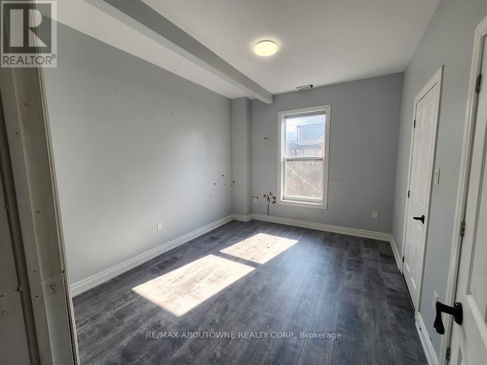 2 - 498 Main Street E, Hamilton, Ontario  L8N 1K7 - Photo 9 - X12746218