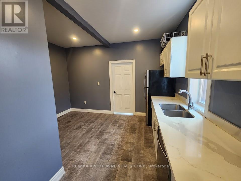 2 - 498 Main Street E, Hamilton, Ontario  L8N 1K7 - Photo 7 - X12746218