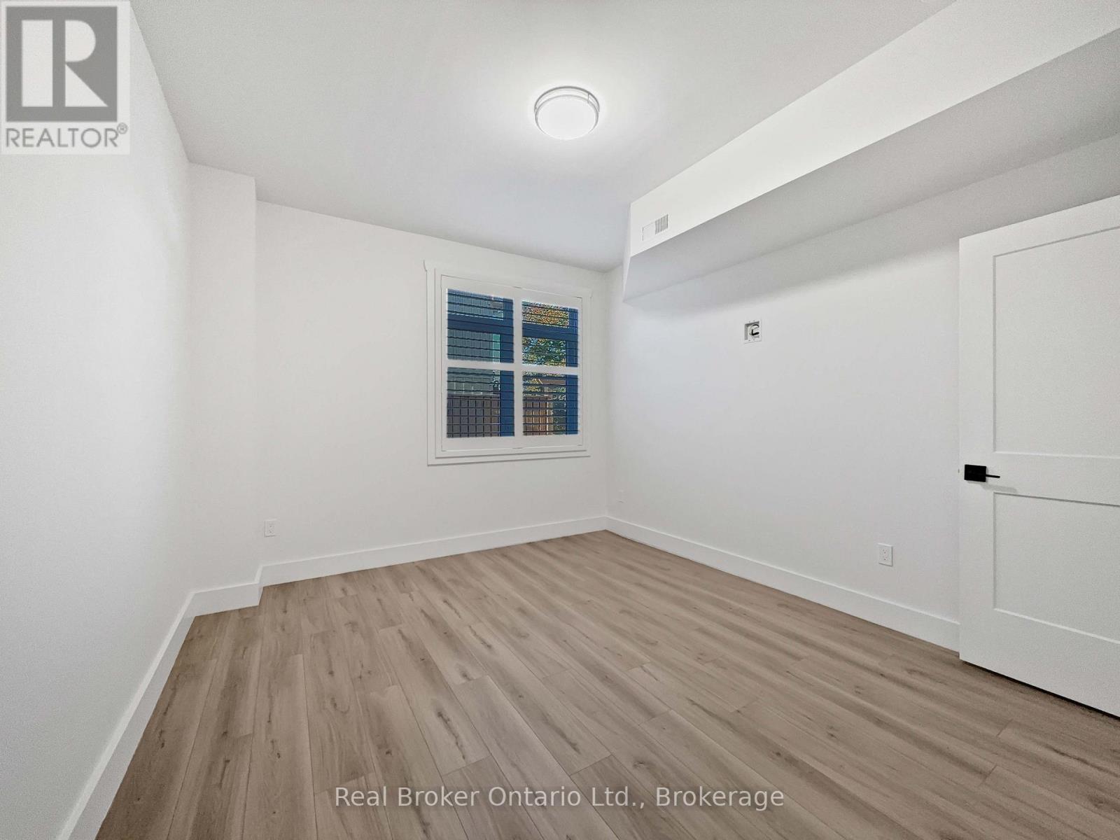 189-193 High Street, Saugeen Shores, Ontario  N0H 2L0 - Photo 40 - X12863194