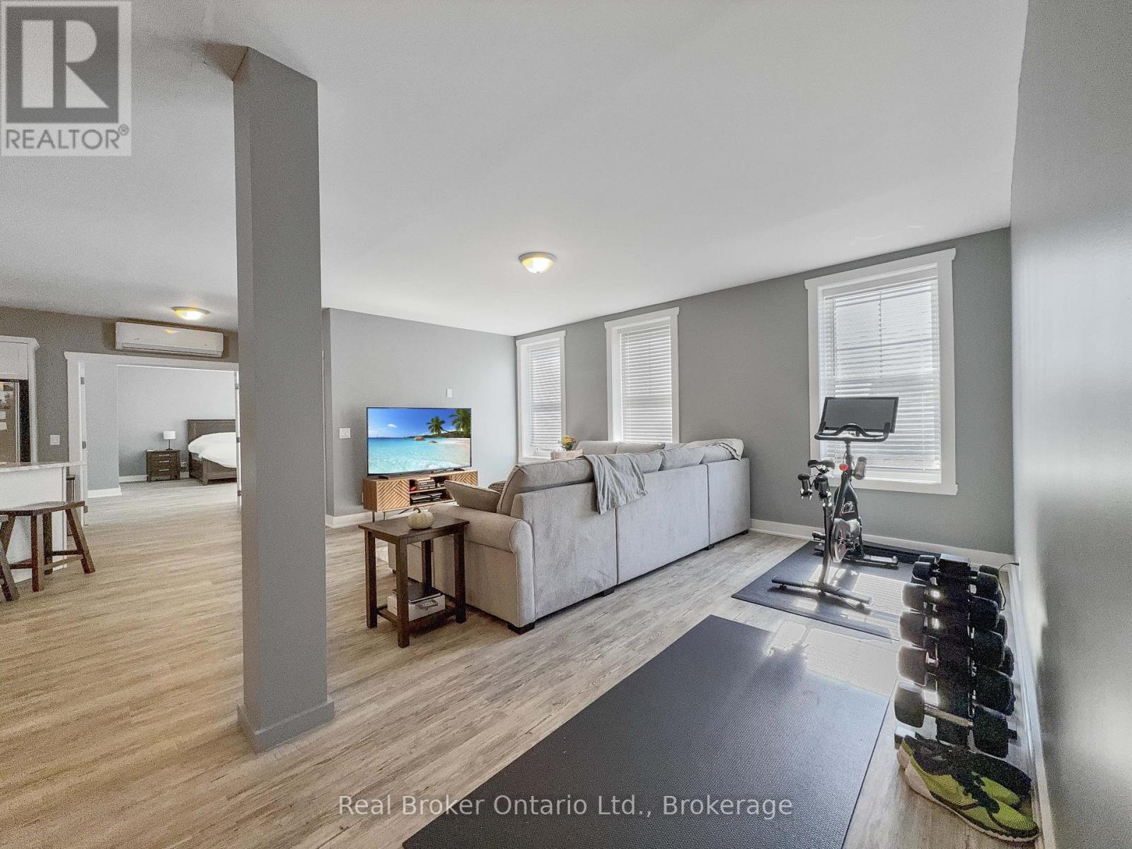 174 High Street, Saugeen Shores, Ontario  N0H 2L0 - Photo 16 - X12863200