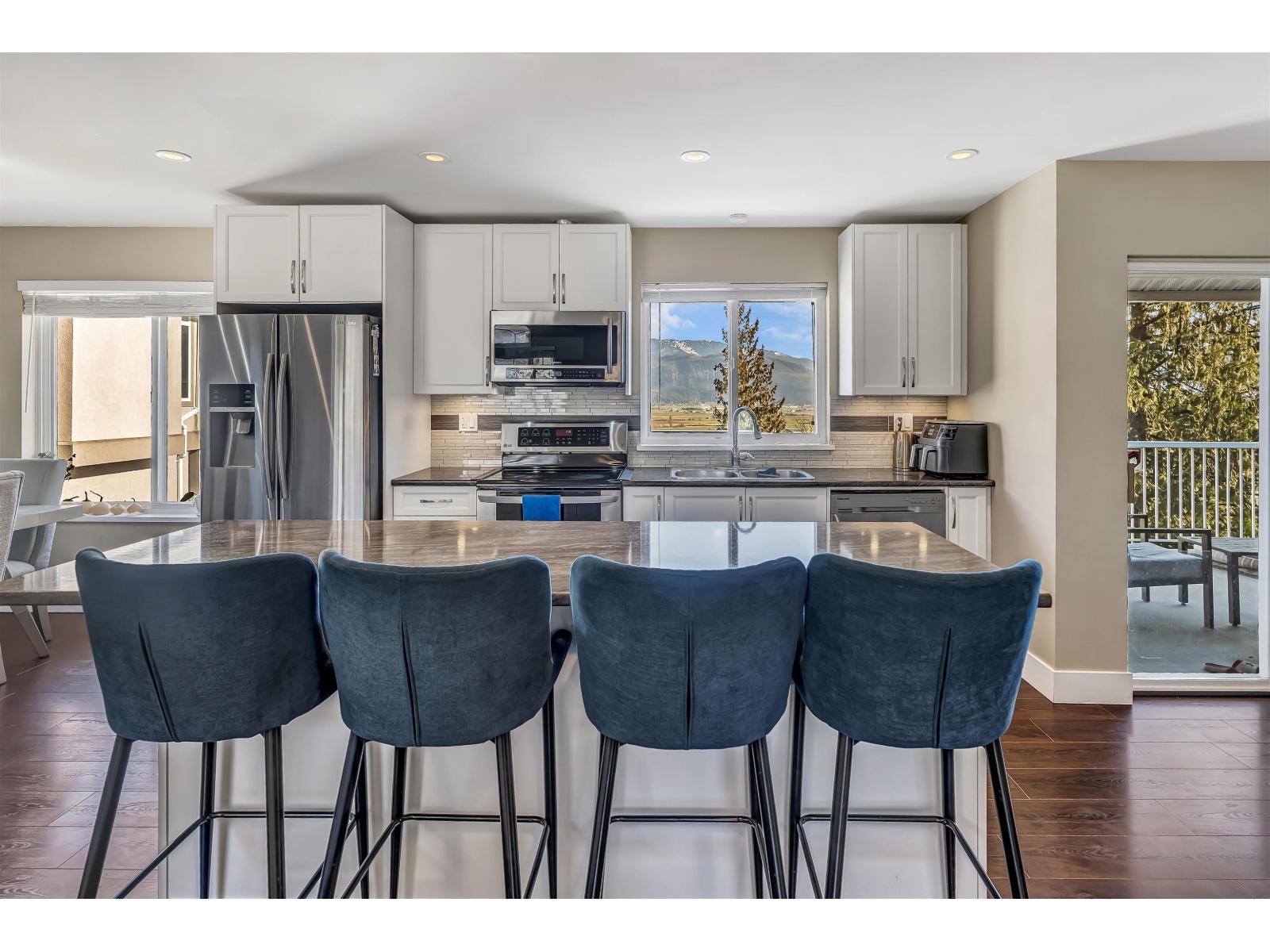 36382 Sandringham Drive, Abbotsford, British Columbia  V3G 2M5 - Photo 6 - R3097469