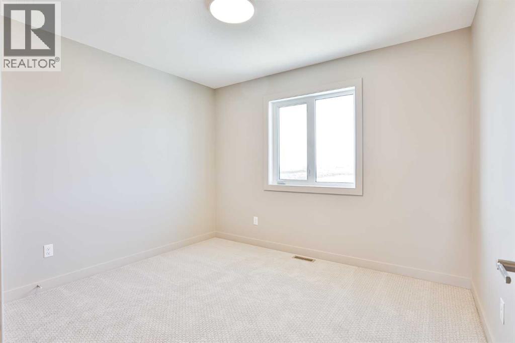 320 Aquitania Boulevard W, Lethbridge, Alberta  T1J 5T4 - Photo 24 - A2291984