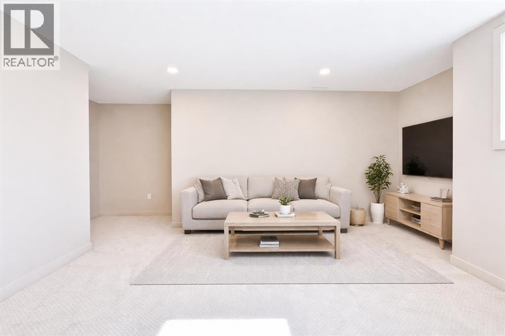 320 Aquitania Boulevard W, Lethbridge, Alberta  T1J 5T4 - Photo 25 - A2291984