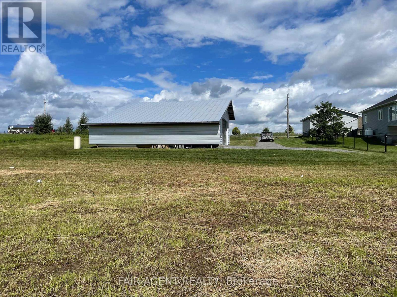 2130 Du Golf Road, Clarence-Rockland, Ontario  K0A 1N0 - Photo 5 - X12863396