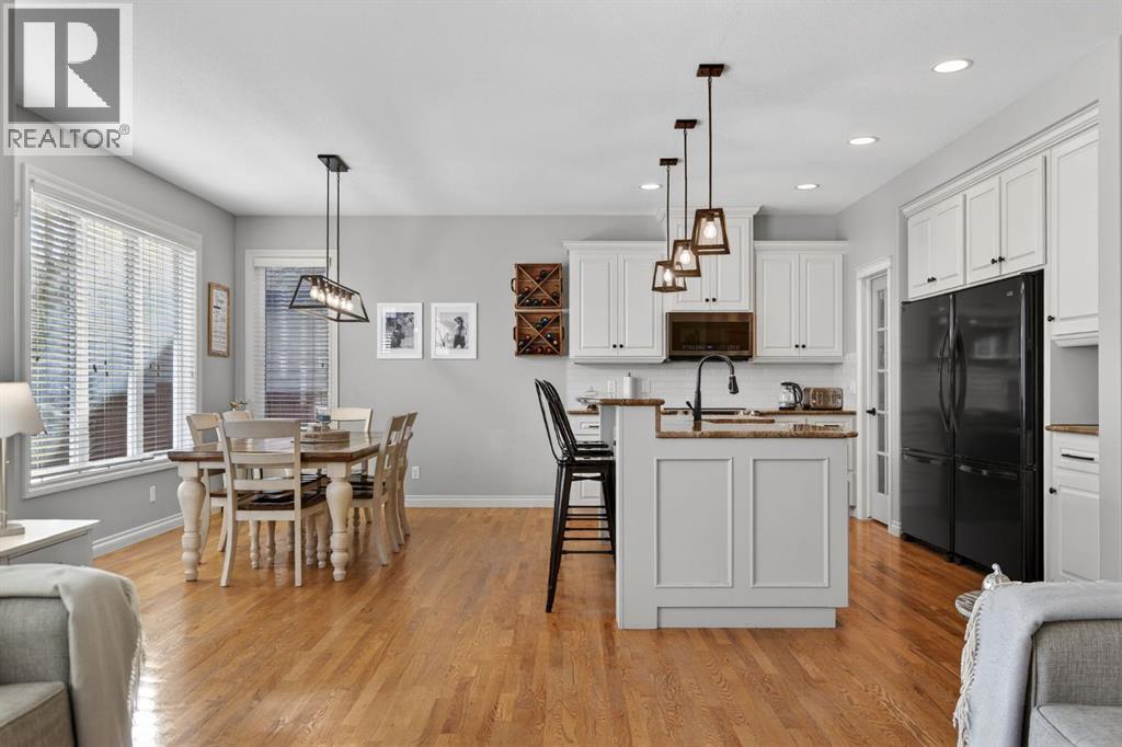 208 Cimarron Drive, Okotoks, Alberta  T1S 0A7 - Photo 11 - A2285179