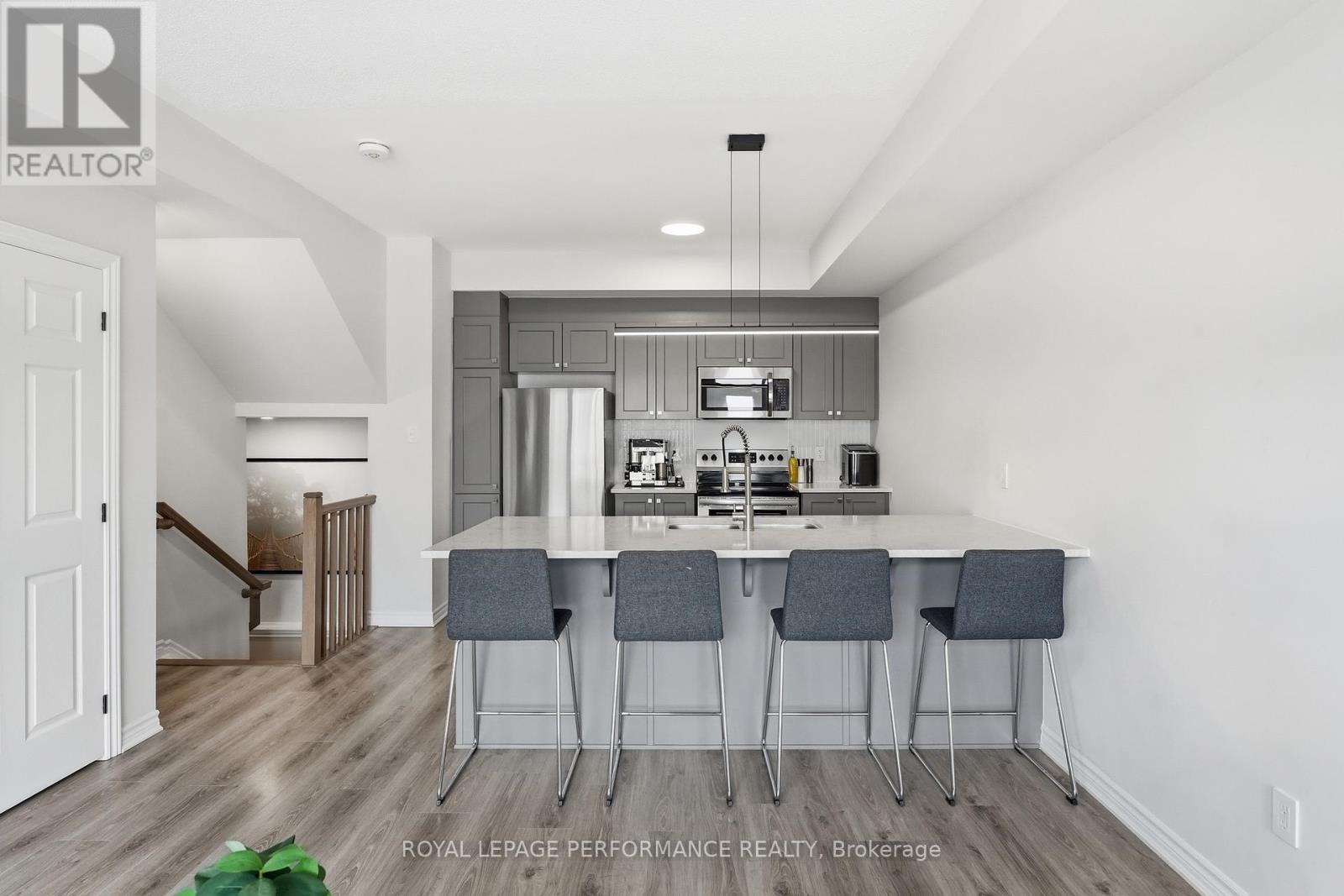 583 Ozawa Private, Ottawa, Ontario  K1K 4Z9 - Photo 10 - X12863320