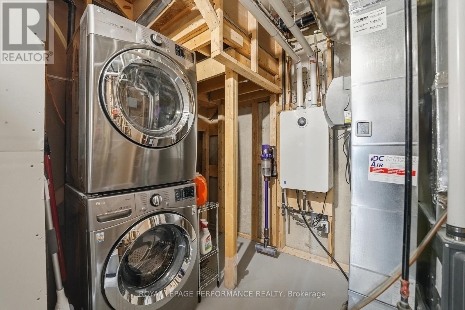 583 Ozawa Private, Ottawa, Ontario  K1K 4Z9 - Photo 21 - X12863320