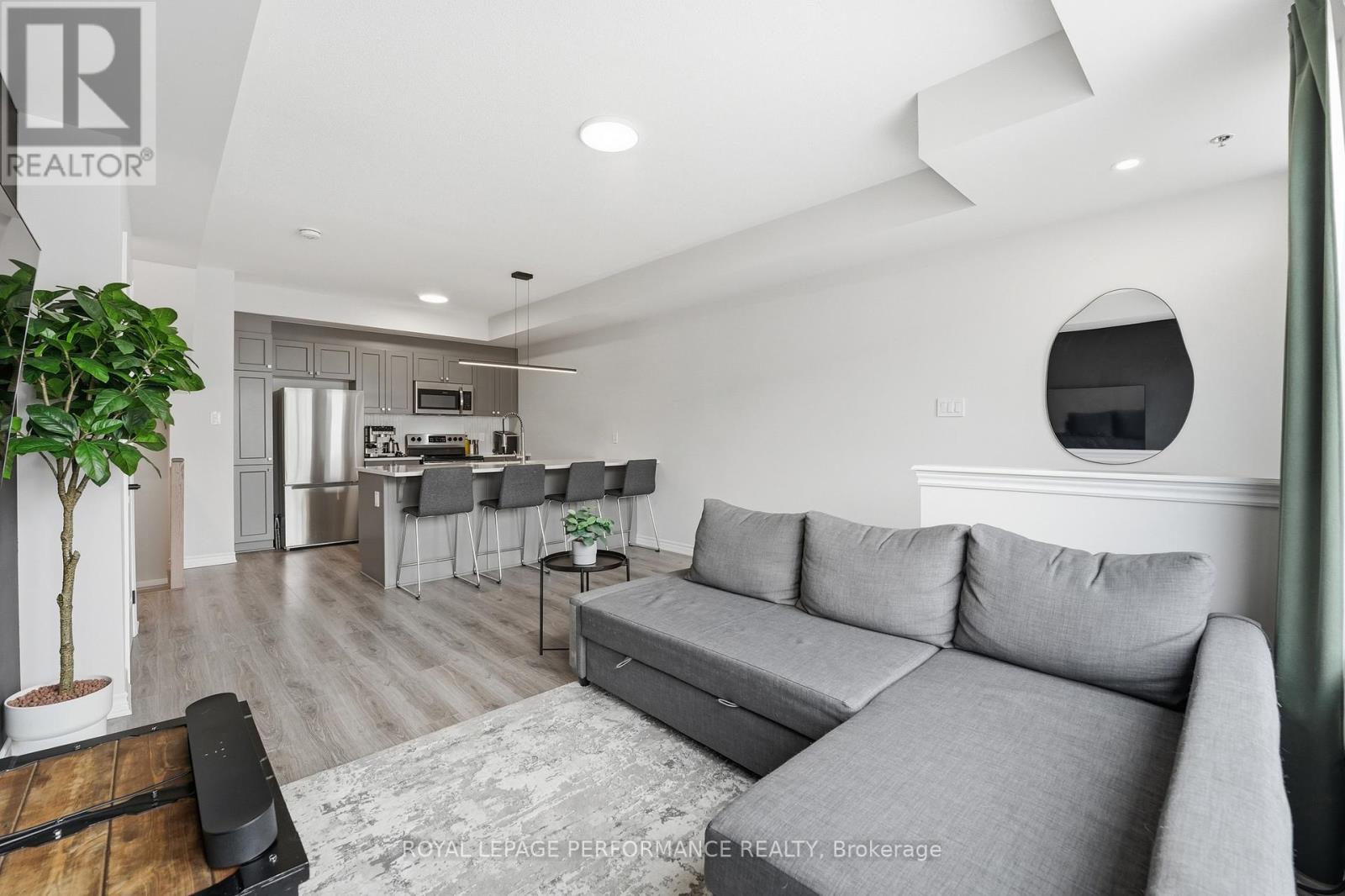 583 Ozawa Private, Ottawa, Ontario  K1K 4Z9 - Photo 9 - X12863320