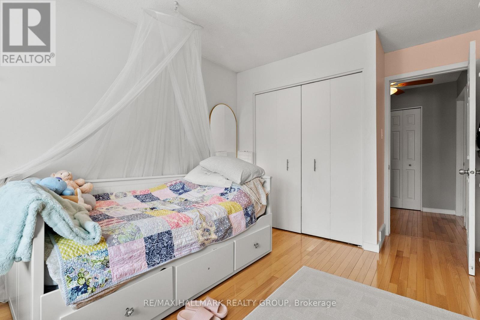 34 Nanook Crescent, Ottawa, Ontario  K2L 2A7 - Photo 23 - X12863360