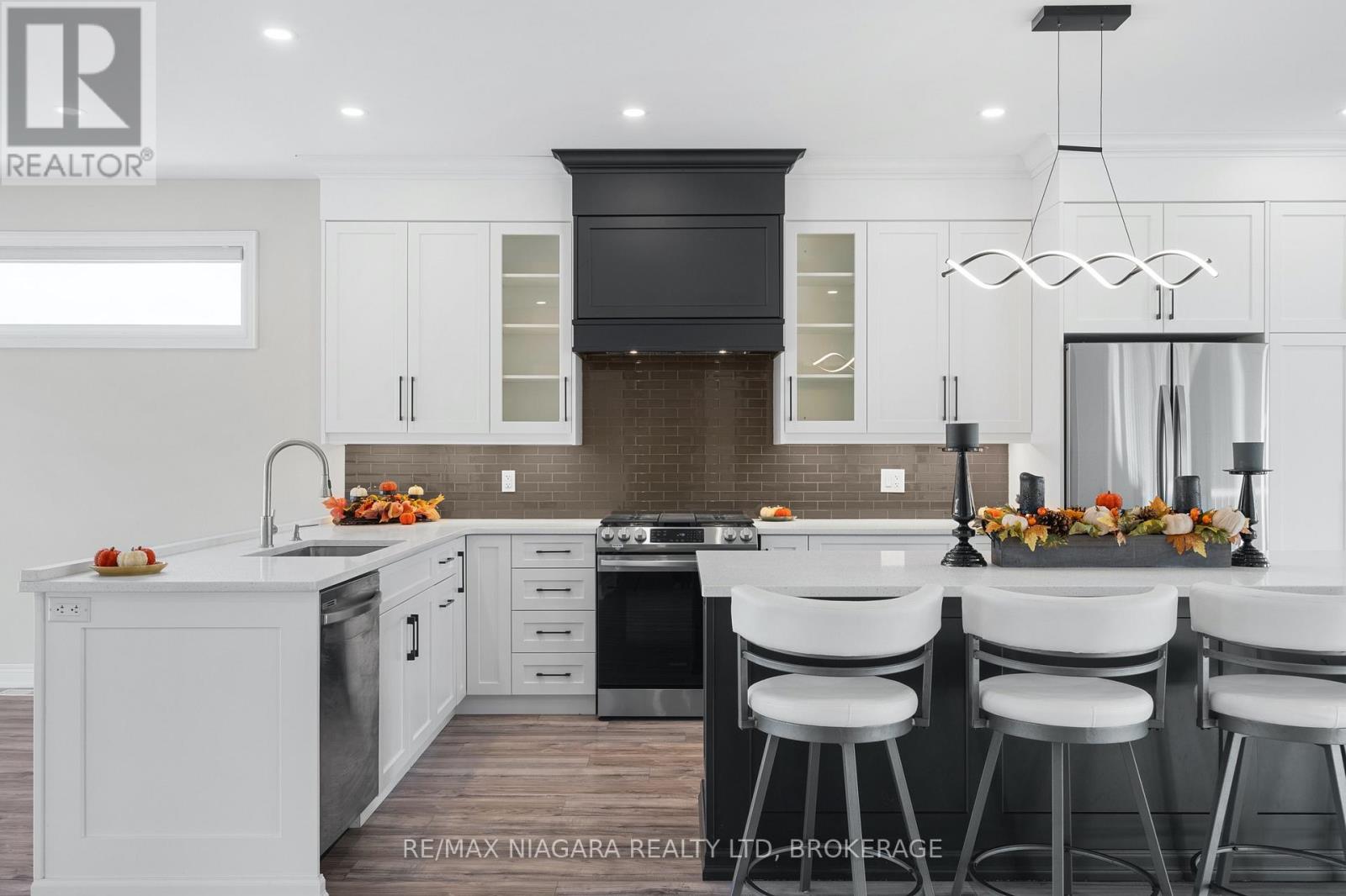 252 Colbeck Drive, Welland, Ontario  L3C 0B4 - Photo 13 - X12863222