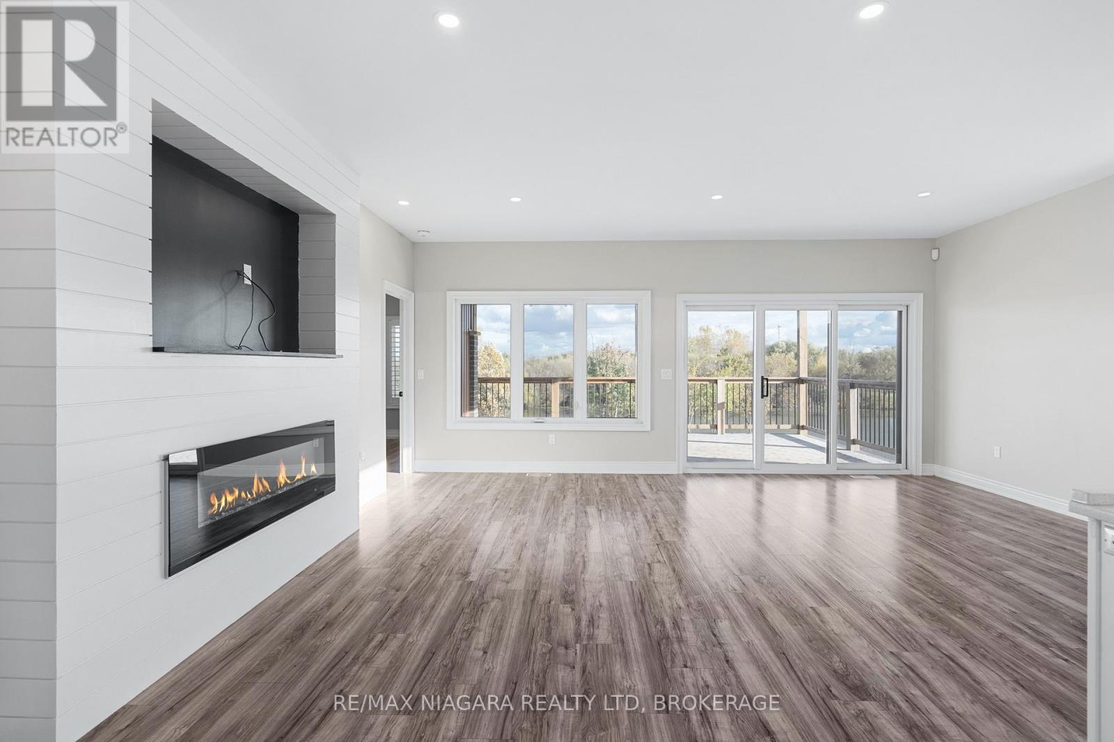 252 Colbeck Drive, Welland, Ontario  L3C 0B4 - Photo 15 - X12863222