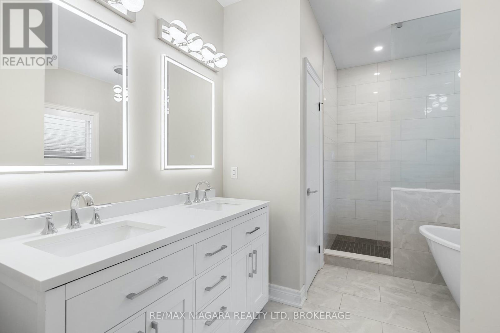 252 Colbeck Drive, Welland, Ontario  L3C 0B4 - Photo 21 - X12863222