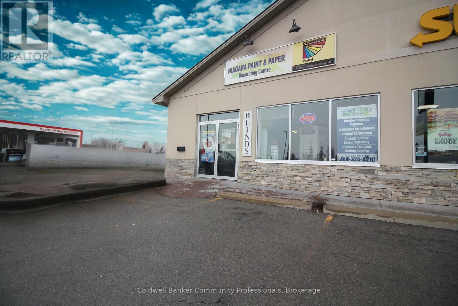 243 Garrison Road, Fort Erie, Ontario  L2A 1M9 - Photo 2 - X12863244