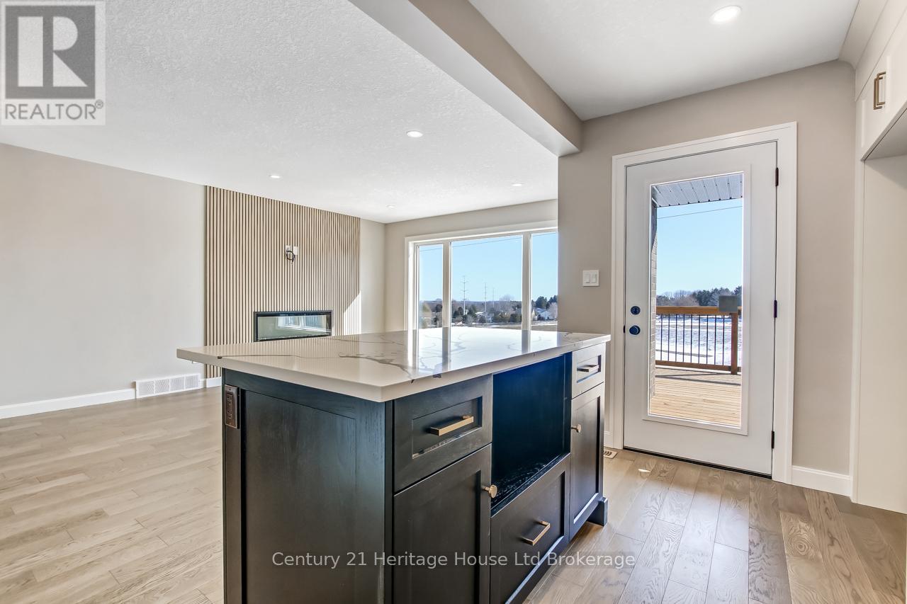 327 Anderson Street, South-West Oxford, Ontario  N4S 0G6 - Photo 12 - X12863190