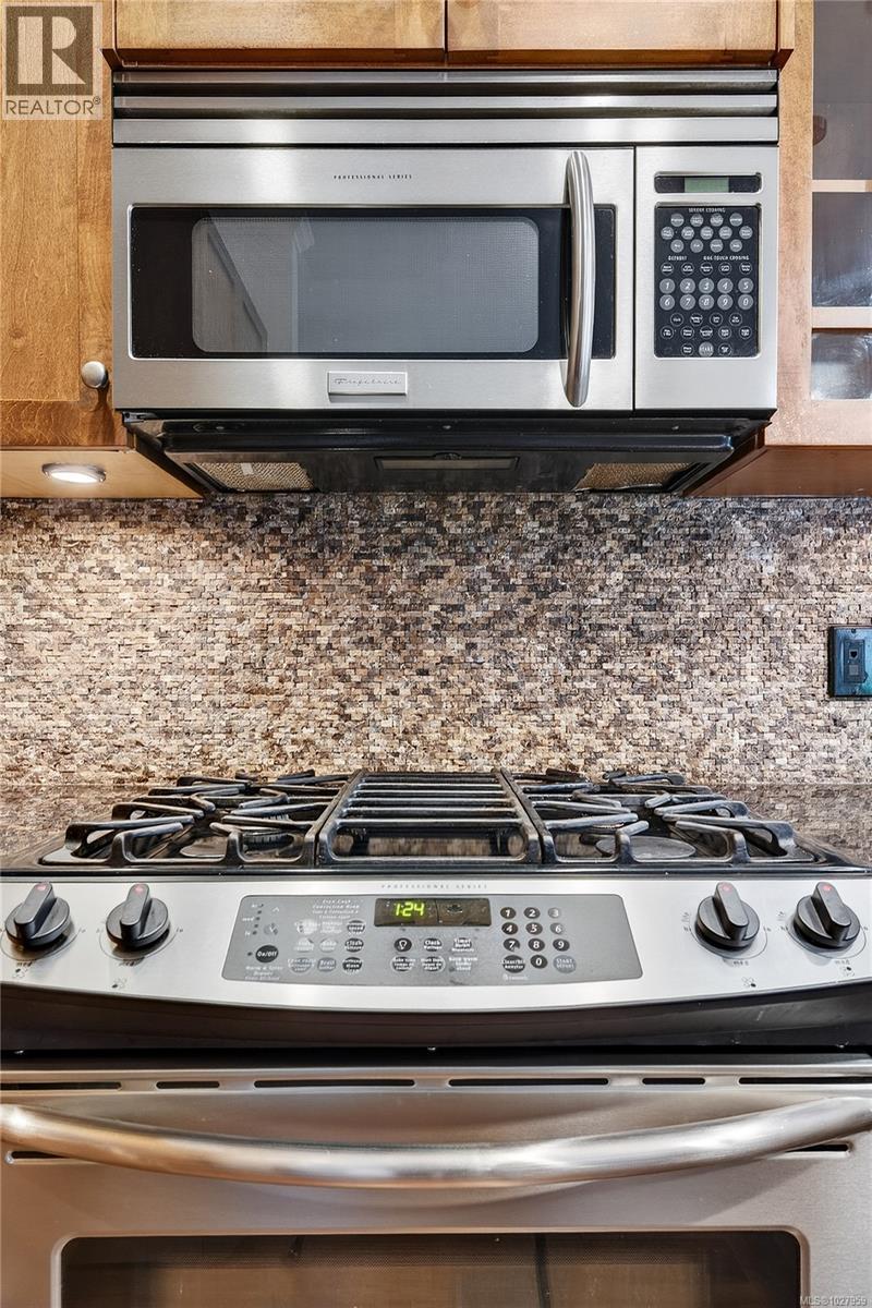 106 2006 Troon Crt, Langford, British Columbia  V9B 6T4 - Photo 12 - 1027959