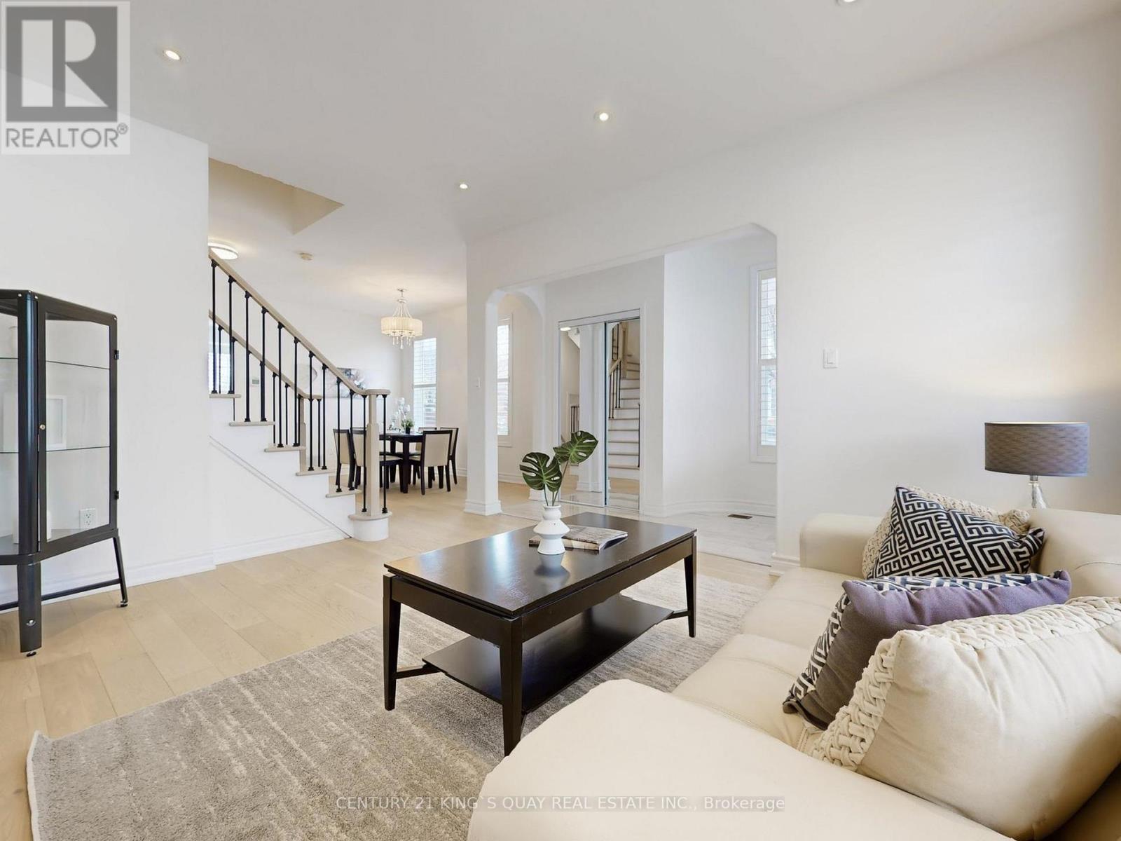 591 Fred Mclaren Boulevard, Markham, Ontario  L6E 1M6 - Photo 7 - N12860324