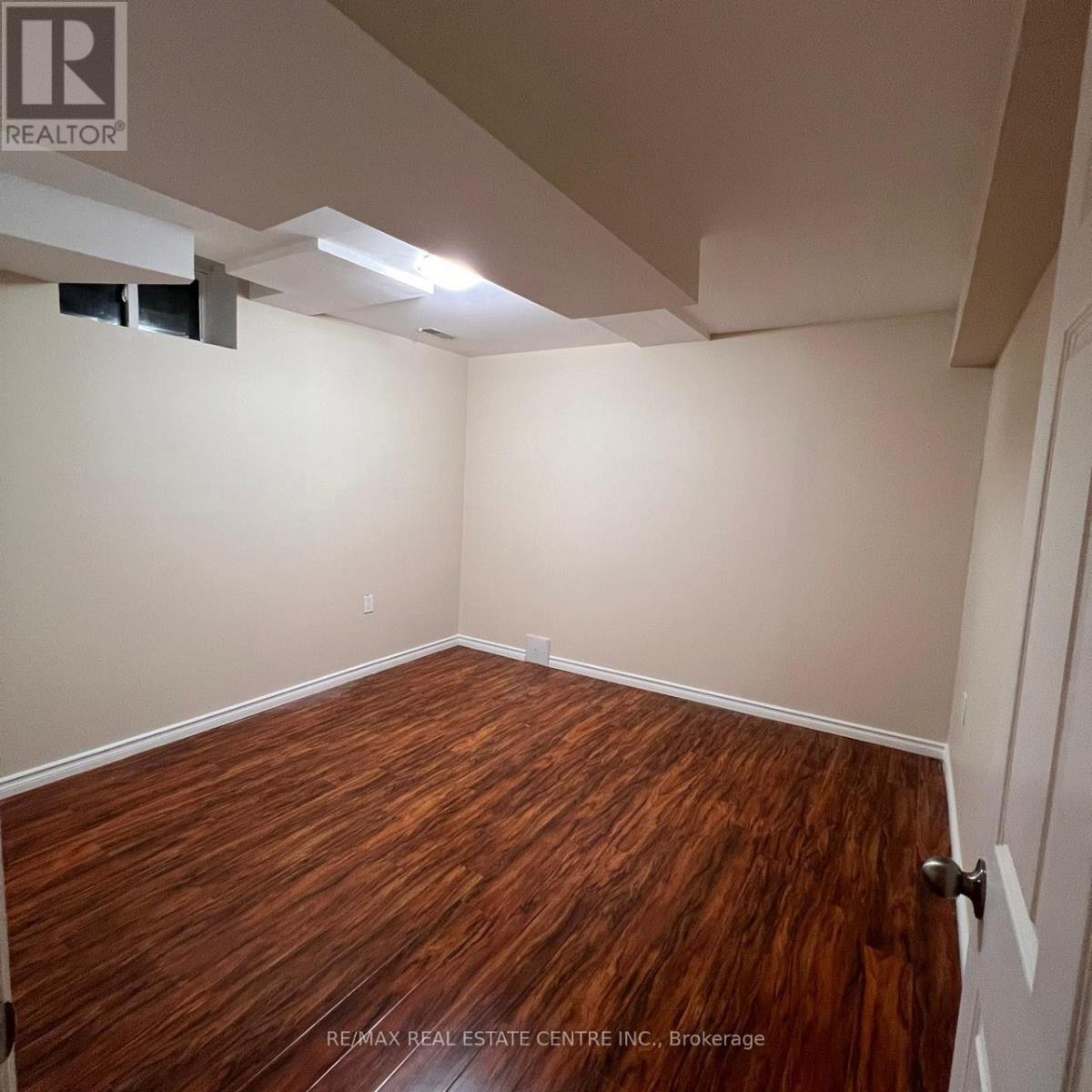 Basement - 6585 Forest Park Drive, Mississauga, Ontario  L5N 6X9 - Photo 1 - W12859932