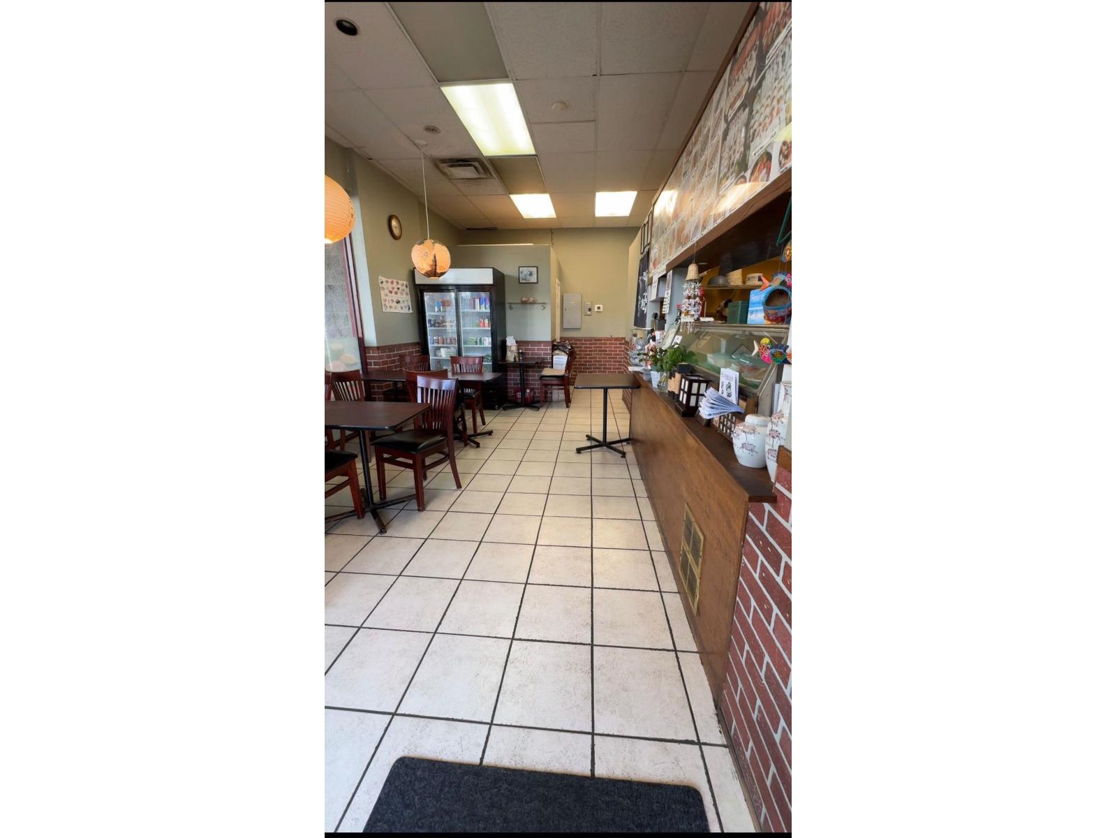 104 7380 King George Boulevard, Surrey, British Columbia  V3W 5A5 - Photo 2 - C8076849