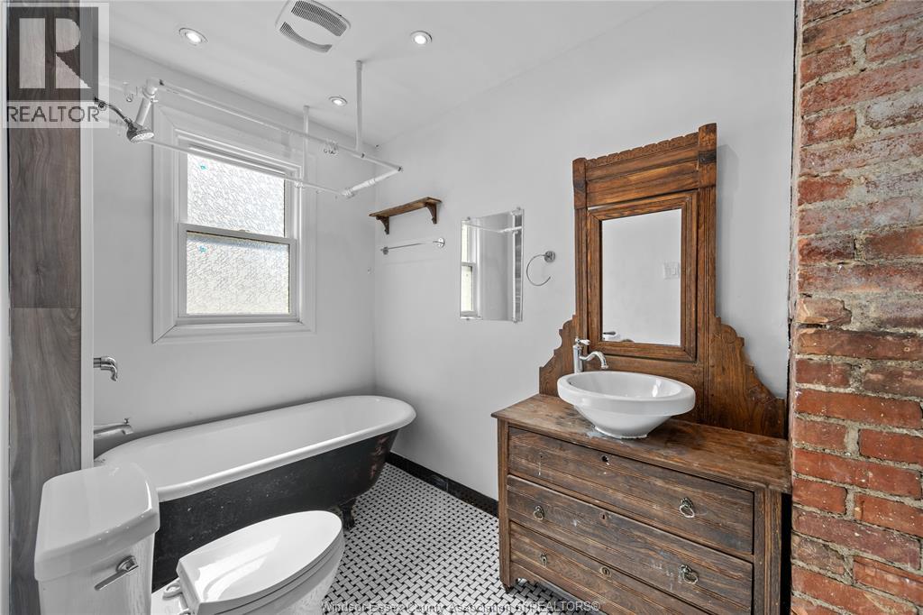 631 Church, Windsor, Ontario  N9A 4T5 - Photo 21 - 26004864