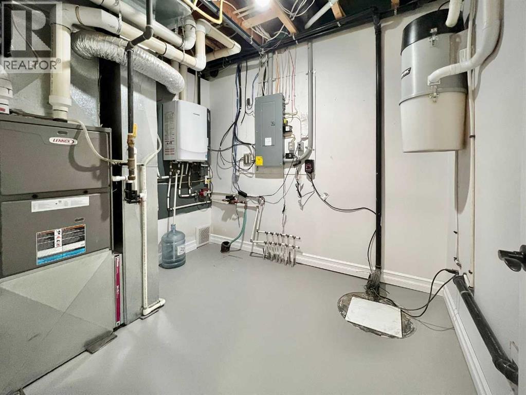 36, 1049 Alberta Avenue, Debolt, Alberta  T0H 1B0 - Photo 39 - A2291990