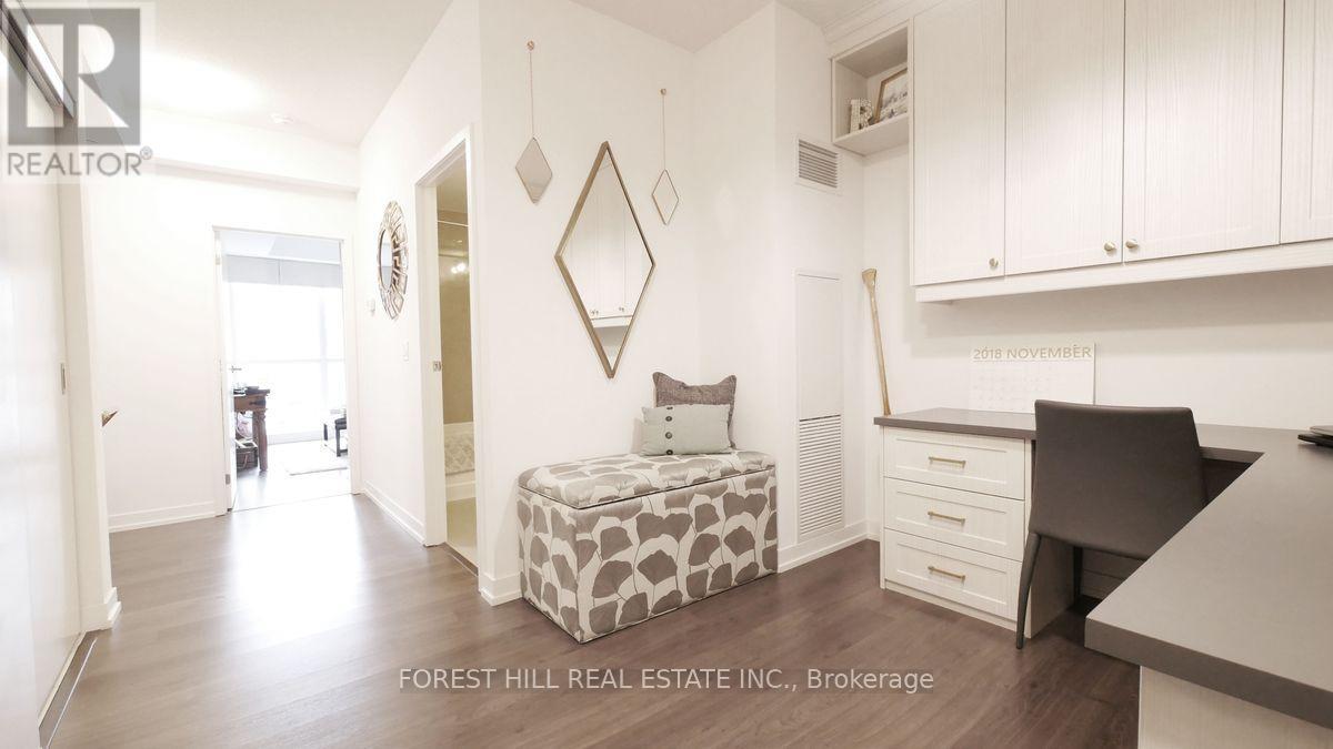 910 - 89 Dunfield Avenue, Toronto, Ontario  M4S 0A4 - Photo 4 - C12863202