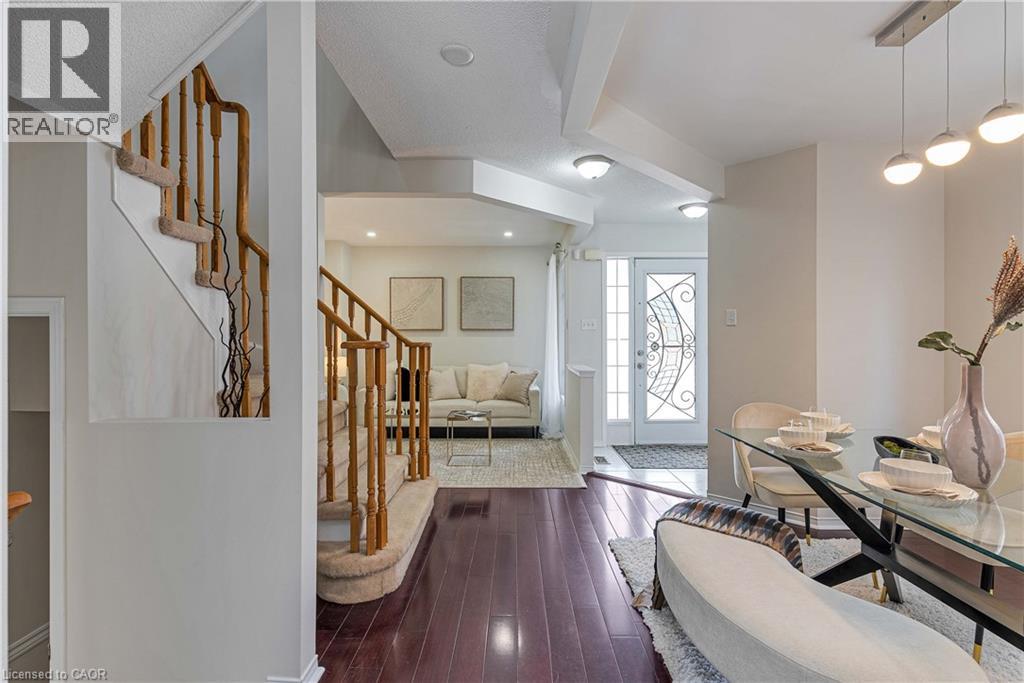 2831 Westbury Court, Mississauga, Ontario  L5M 6B4 - Photo 9 - 40806809