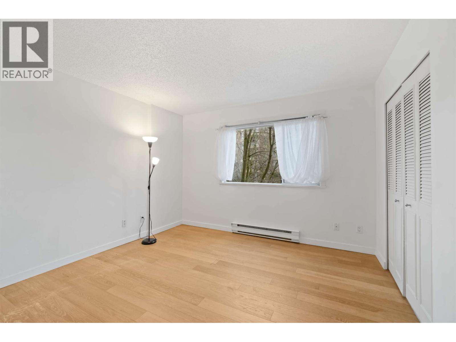 Listing Picture 14 of 19 : 406 1510 W 1ST AVENUE, Vancouver / 溫哥華 - 魯藝地產 Yvonne Lu Group - MLS Medallion Club Member