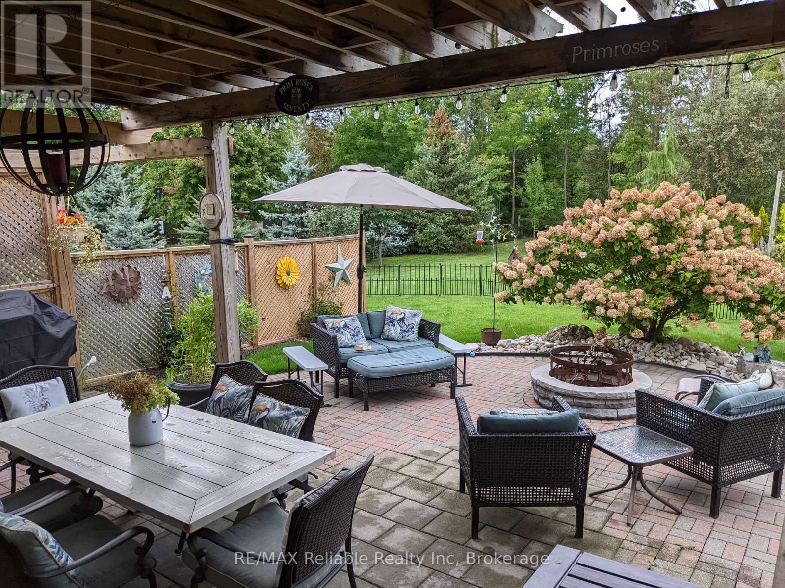 74767 Elm Crescent, Bluewater, Ontario  N0M 1G0 - Photo 6 - X12748092