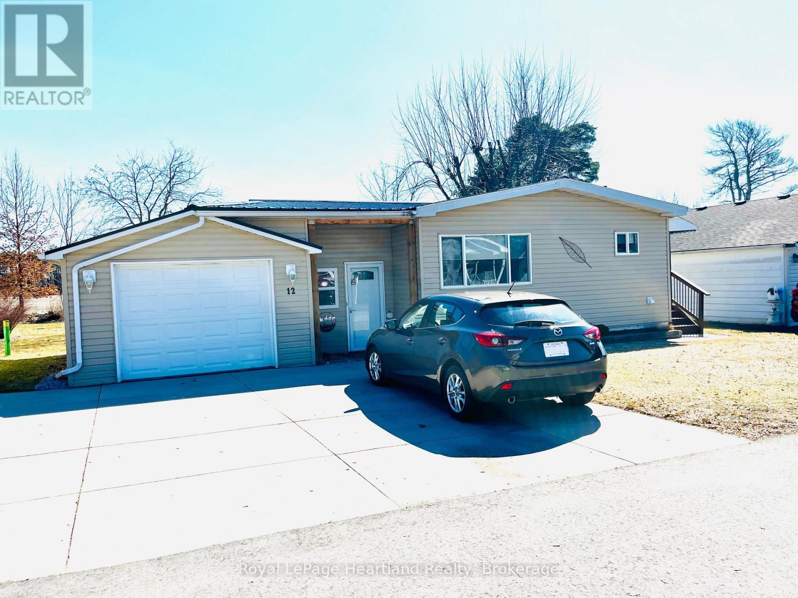 12 VELMA STREET, Strathroy-Caradoc, Ontario