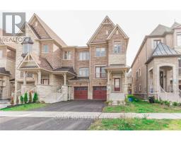 43 FAROOQ BOULEVARD, Vaughan, Ontario