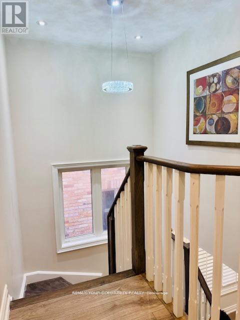 32 Downy Emerald Drive, Bradford West Gwillimbury (Bradford), Ontario  L3Z 0E8 - Photo 24 - N12863422