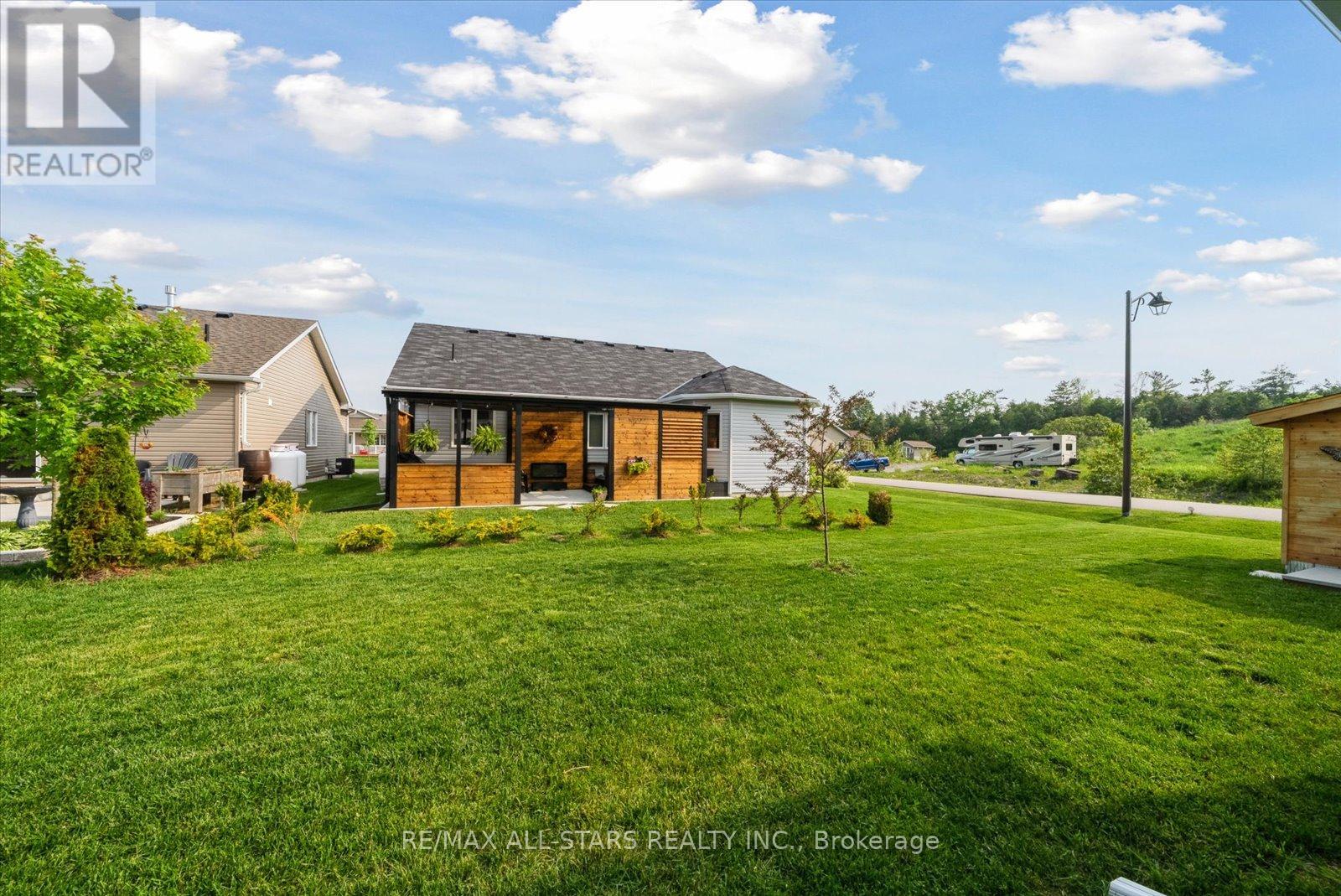 31 Reynolds Drive, Ramara (Atherley), Ontario  L3V 8K1 - Photo 27 - S12863188