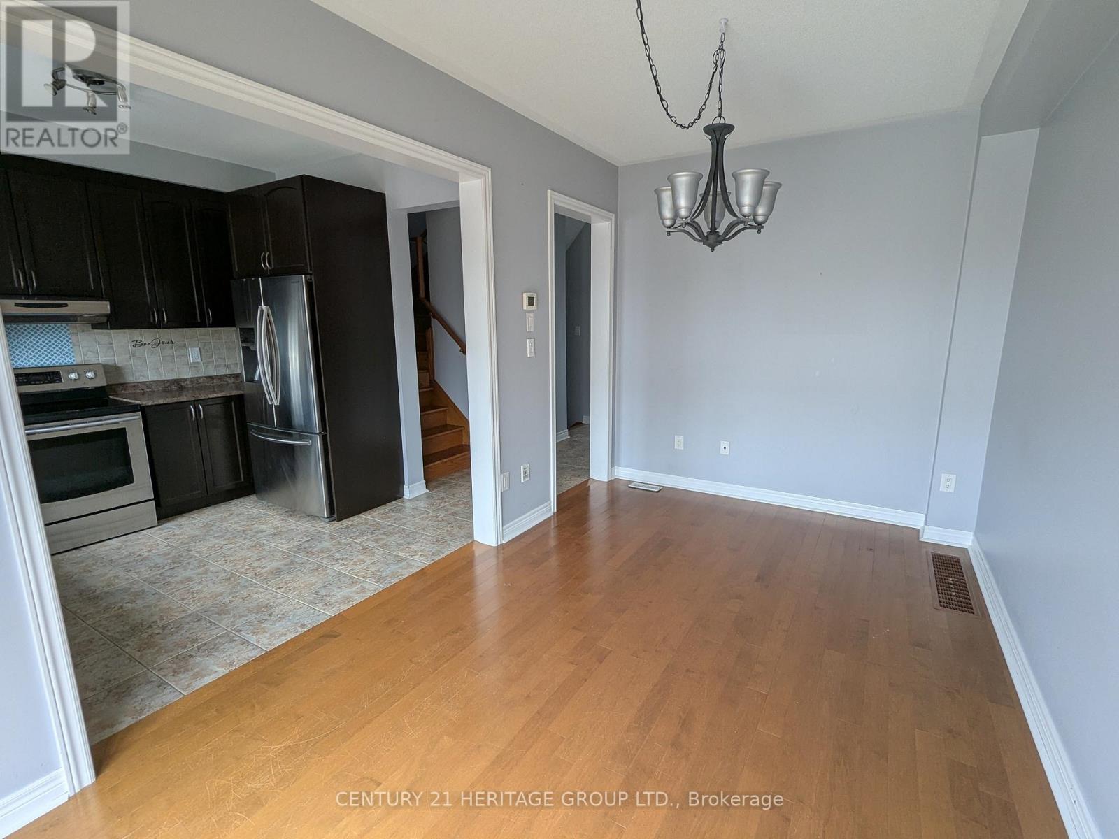 93 Pearcey Crescent, Barrie (West Bayfield), Ontario  L4N 7H6 - Photo 5 - S12863268