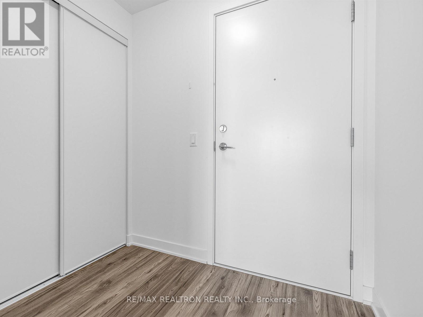 406 - 681 Yonge Street Se, Barrie, Ontario  L4N 4E8 - Photo 4 - S12863020