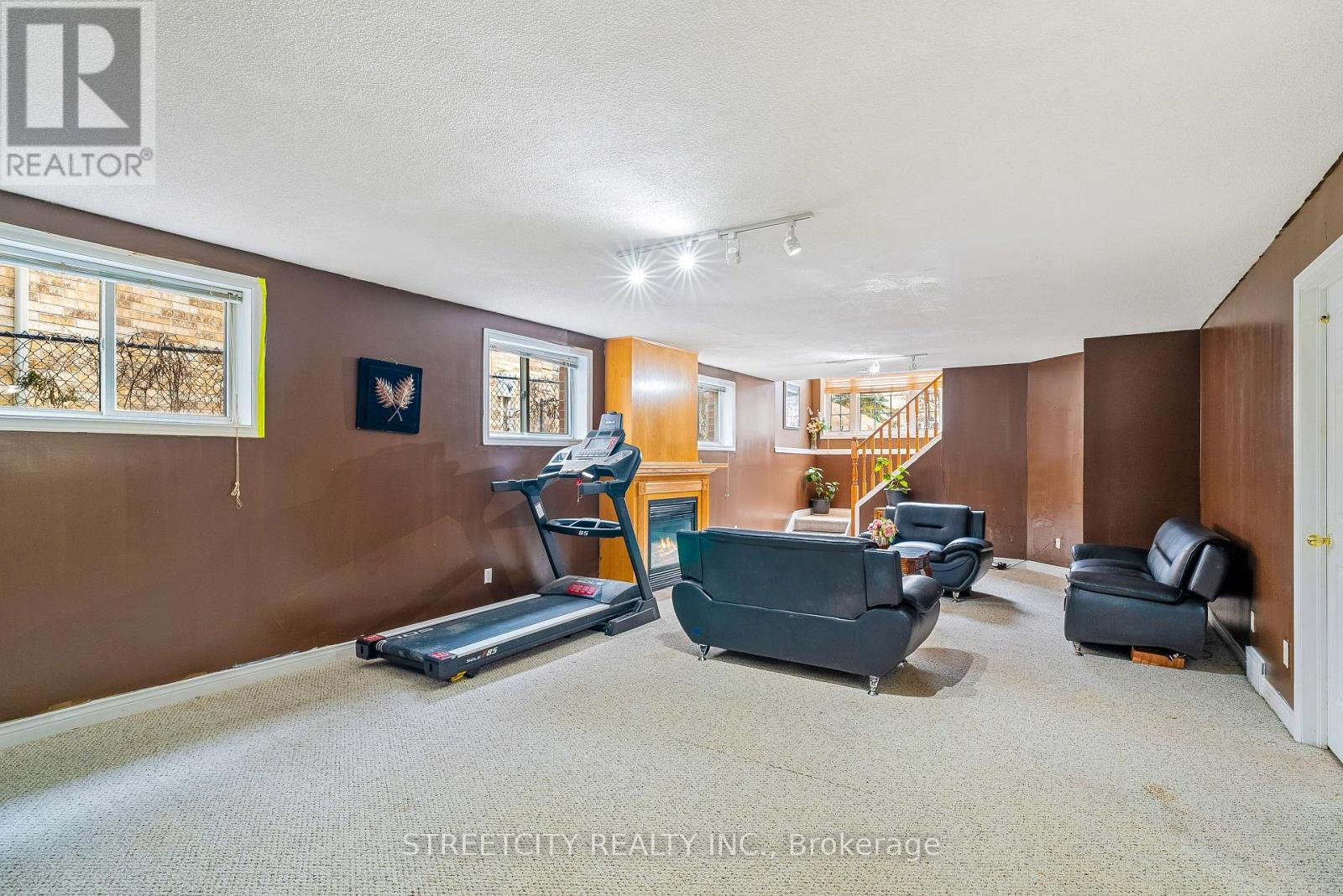 126 Meadowridge Road, London North, Ontario  N6H 5N6 - Photo 22 - X12862664