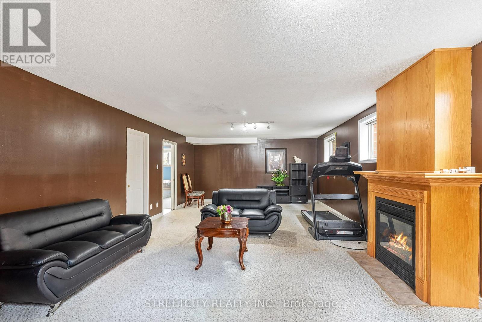 126 Meadowridge Road, London North, Ontario  N6H 5N6 - Photo 21 - X12862664