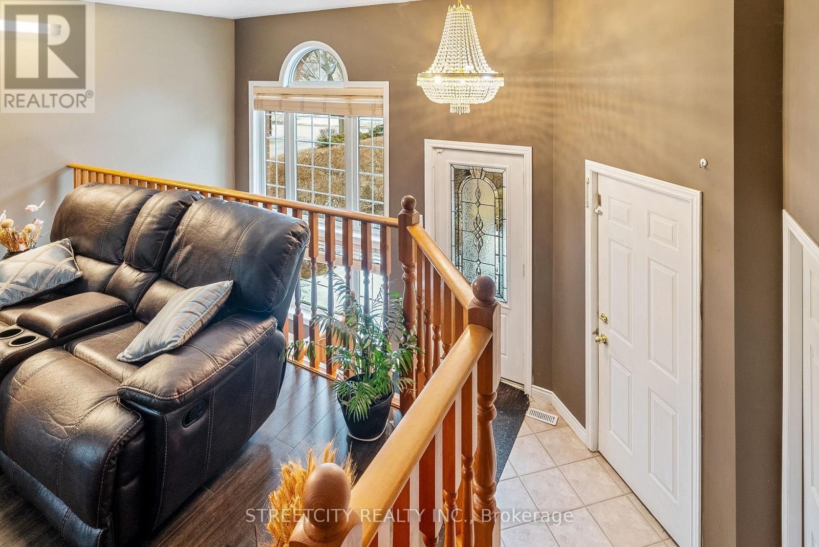 126 Meadowridge Road, London North, Ontario  N6H 5N6 - Photo 5 - X12862664