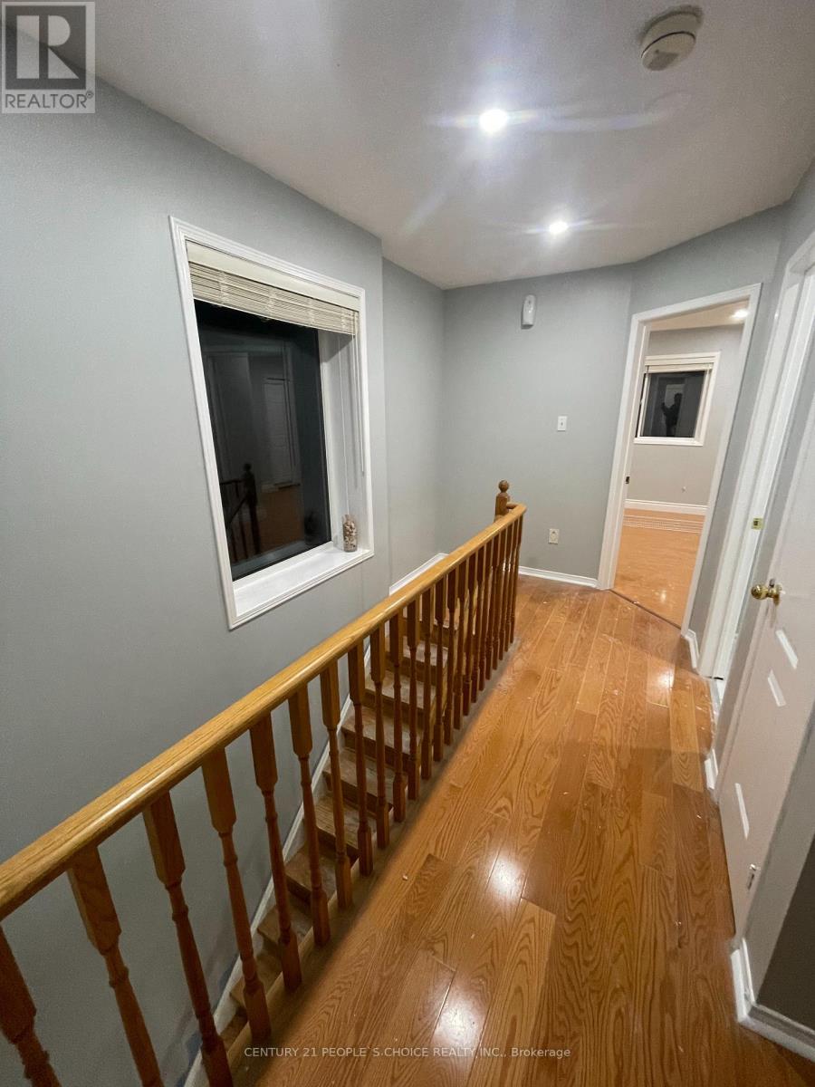 Upper - 169 Willow Park Drive, Brampton, Ontario  L6R 2N1 - Photo 30 - W12863440