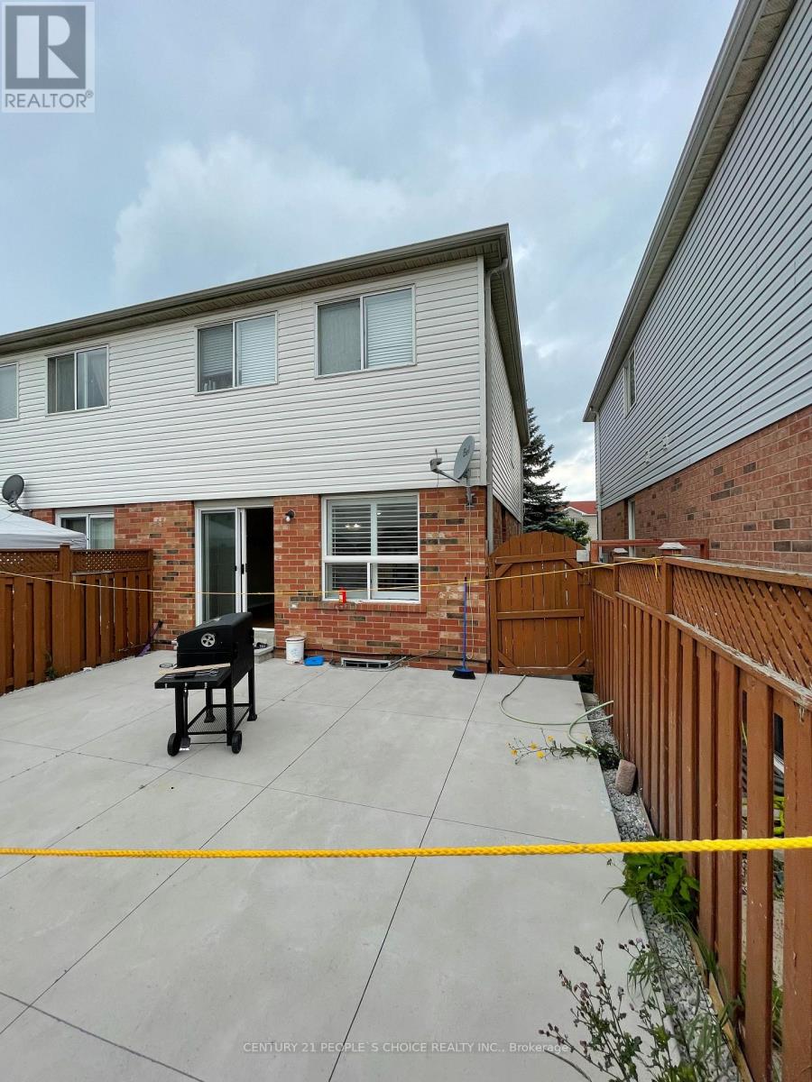 Upper - 169 Willow Park Drive, Brampton, Ontario  L6R 2N1 - Photo 35 - W12863440