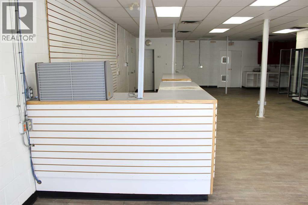 135 Young Road S, Brooks, Alberta  T1R 0A1 - Photo 11 - A2288870