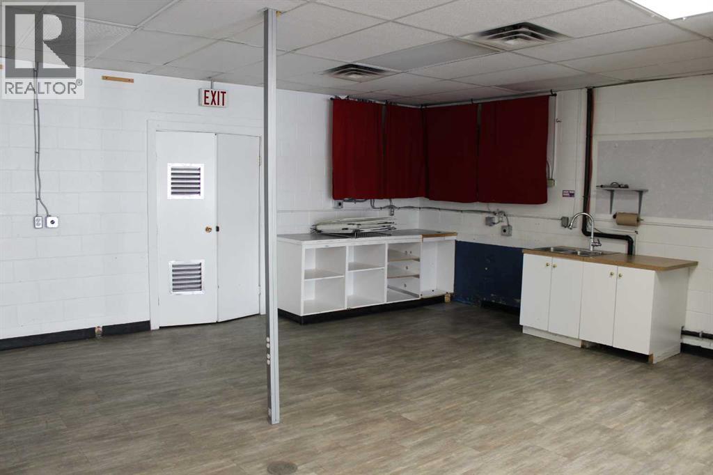 135 Young Road S, Brooks, Alberta  T1R 0A1 - Photo 13 - A2288870