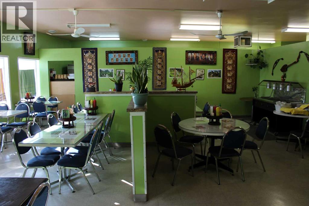 135 Young Road S, Brooks, Alberta  T1R 0A1 - Photo 6 - A2288870