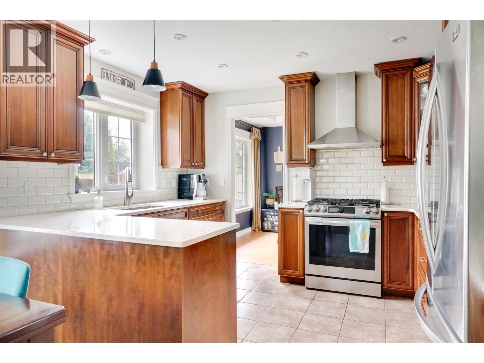 76 Sparks Street, Kitimat, British Columbia  V8C 2R8 - Photo 1 - R3097515