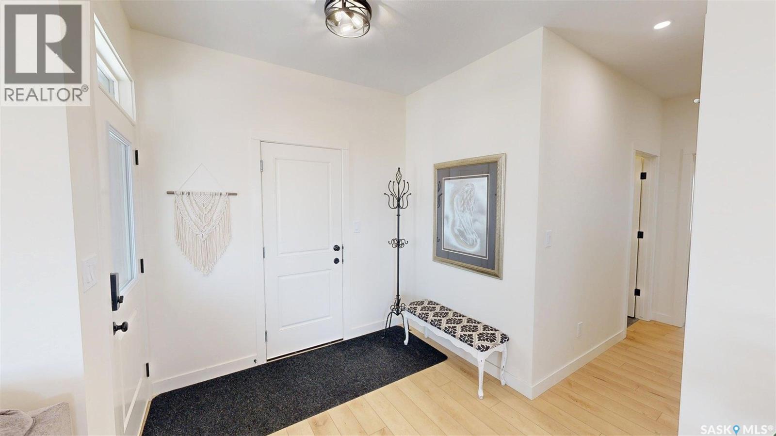 4 Aaron Court, Pilot Butte, Saskatchewan  S0G 3Z0 - Photo 3 - SK029721