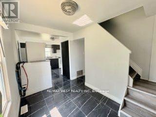 643 Charles Street E, Windsor, Ontario  N8X 3G6 - Photo 10 - X12859290