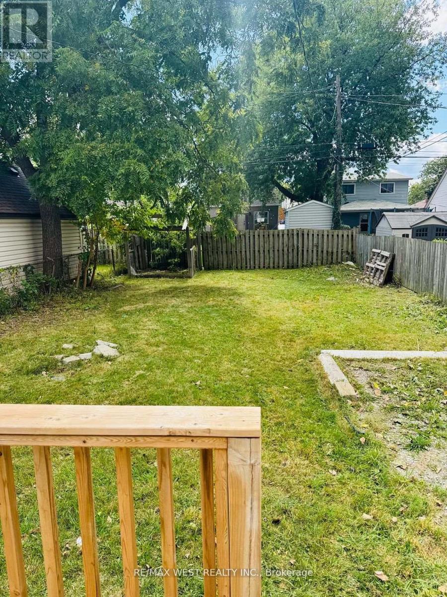 643 Charles Street E, Windsor, Ontario  N8X 3G6 - Photo 18 - X12859290