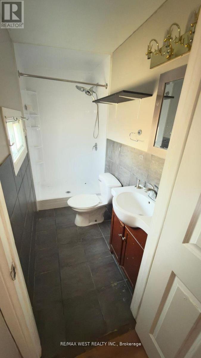 881 - 883 Marion Avenue, Windsor, Ontario  N9A 2H8 - Photo 7 - X12859298