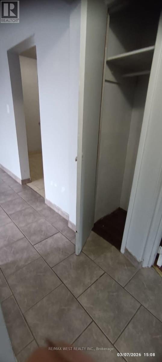 1240 Niagara Street, Windsor, Ontario  N9A 3V6 - Photo 6 - X12859478