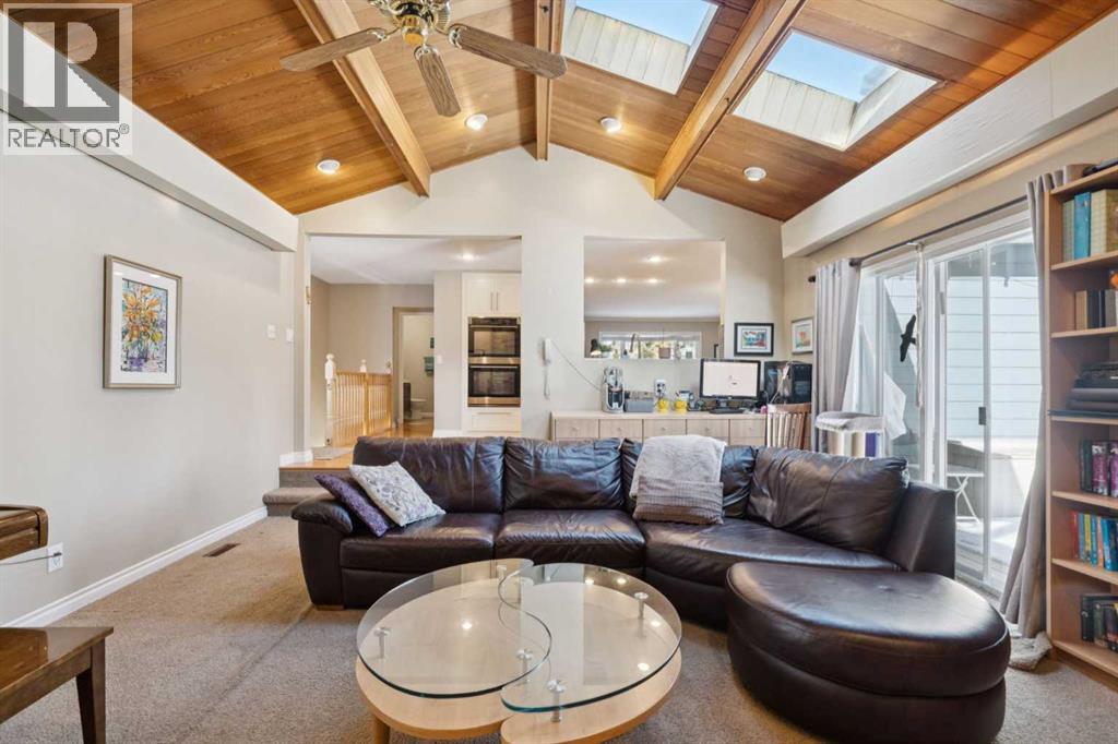 9724 Oakhill Drive Sw, Calgary, Alberta  T2V 3W5 - Photo 16 - A2290571