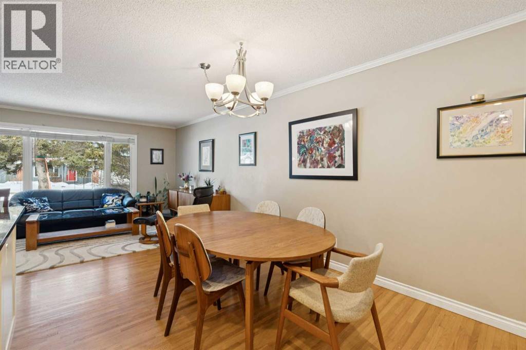 9724 Oakhill Drive Sw, Calgary, Alberta  T2V 3W5 - Photo 5 - A2290571